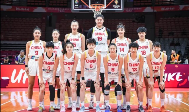 世界杯手机官网直播app下载入口-一战打出顶级3D！正负值+24断层领先，球迷：中国女篮的特科格鲁