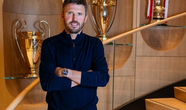 官方：卡里克出任曼联主教练