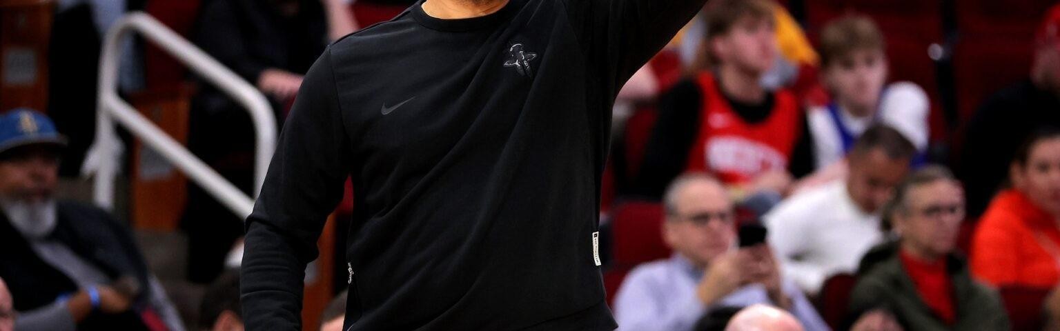 世界杯官方客户端下载-乌度卡：球员们今晚眼神空洞毫无斗志；申京一定能找回手感