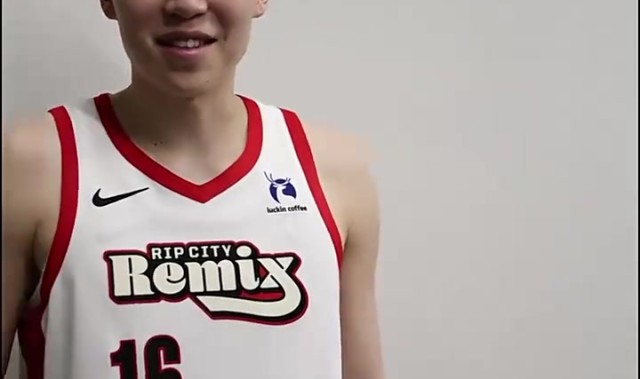 世界杯手机官网直播app下载入口-被外网称为Yaokic（姚明+约基奇）有何感受？杨瀚森：这是我目标