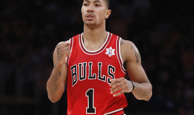 世界杯官方客户端下载-I love you Rose！公牛传奇1号球衣退役 遗憾未见过他的真正巅峰